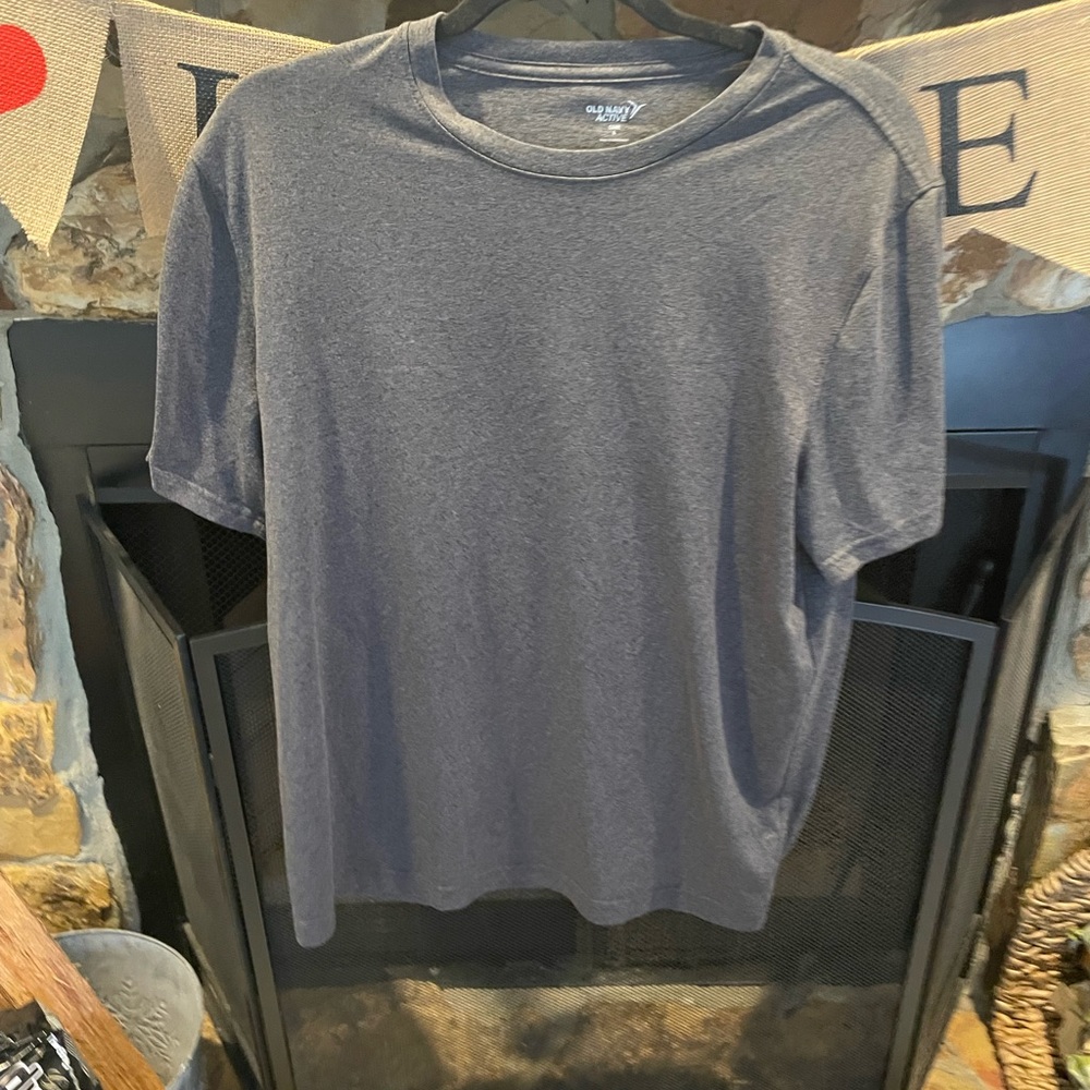 Old Navy Active Tee